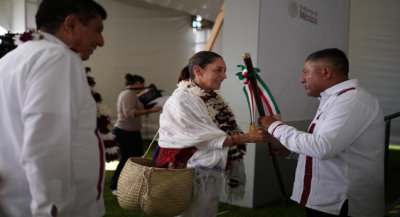 Presidenta Claudia Sheinbaum da banderazo de salida a la Comisión General Lázaro Cárdenas del Río para la Mixteca oaxaqueña