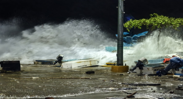 Habilita Gobierno de Oaxaca refugios temporales ante entrada del huracán Erick