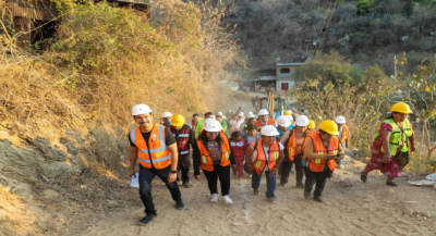 Ray Chagoya supervisa construcción de red de drenaje sanitario en colonia Los Ángeles de Pueblo Nuevo