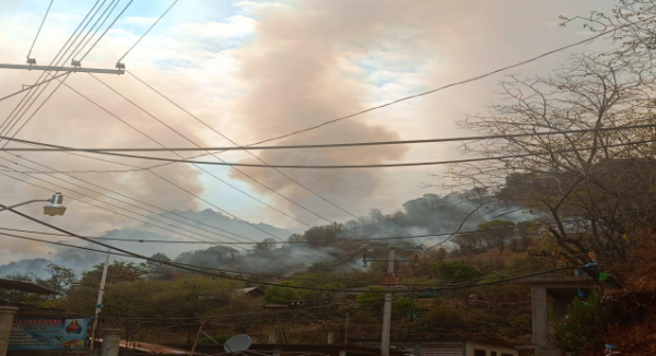 Oaxaca: habilitan albergue temporal por incendio en Asunción Mixtepec