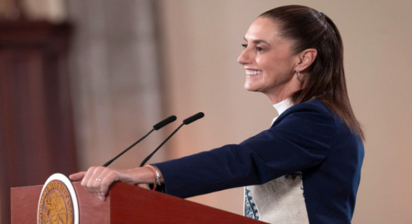 Sin aumentar impuestos y combatiendo la evasión fiscal, en 2025 se logró récord de recaudación con 487 mil 446 mdp más que en 2024: Presidenta Claudia Sheinbaum