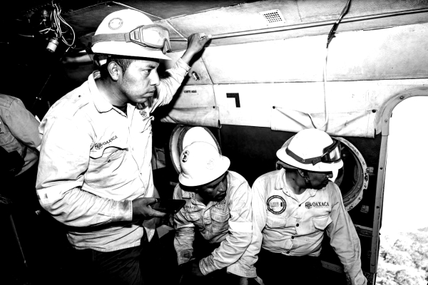 Trabaja Gobierno de Oaxaca en rescate de persona lesionada en Tepelmeme Villa de Morelos