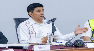 Se traslada a la Costa el Gobernador Salomón Jara para atender emergencia por huracán John