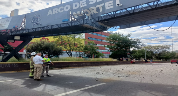 Suspendida la circulación vehicular y peatonal en el puente del Mercado Zonal Las Flores