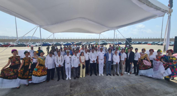 Histórico primer cruce interoceánico en el Istmo: Salina Cruz recibe carga de Corea del Sur con destino a Estados Unidos