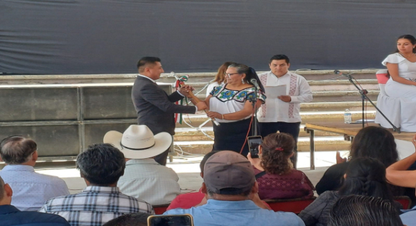 Transcurre jornada de relevo de autoridades en un clima de seguridad y paz social