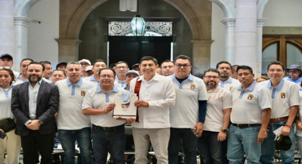 Recibe Gobierno de Oaxaca pliego petitorio del sindicato de salud en la entidad