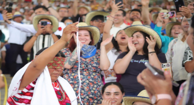 Oaxaca entrega al mundo su gueza cultural y tradicional en la Octava del Lunes del Cerro