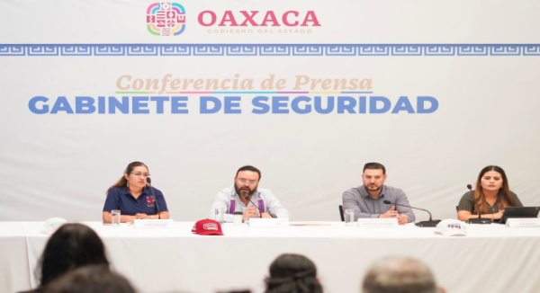 Autoridades gestionan cobertura total de gastos para afectados en accidente de Mitla-Tehuantepec