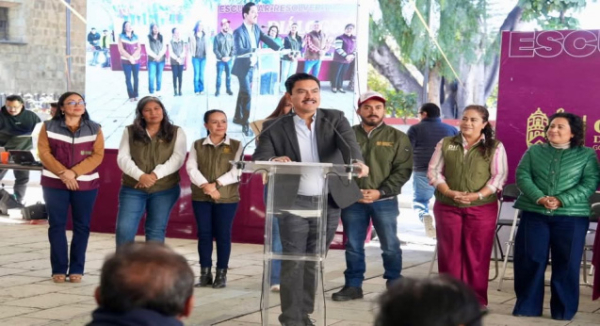 Vecinas y vecinos toman la palabra en el primer Diálogo Vecinal del año en Oaxaca de Juárez