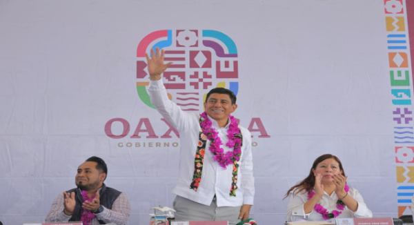 Refuerza Gobierno de Oaxaca la infraestructura educativa de San Juan Bautista Guelache