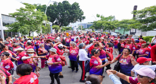 Promueve DIF Oaxaca la Primera Caminata Estatal por los Derechos de las Personas Mayores