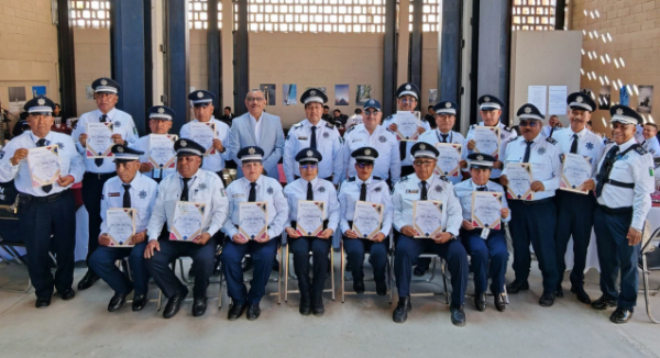 Reconocen labor de integrantes de la Policía Vial Estatal