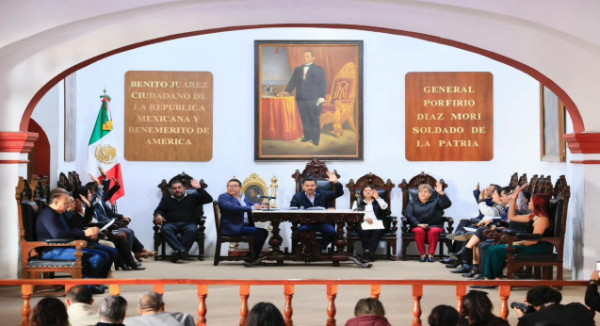 Cabildo de Oaxaca de Juárez analiza ordenamiento de comercios en zonas limítrofes