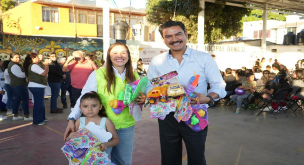 La magia de los Reyes Magos recorre las agencias de Oaxaca de Juárez