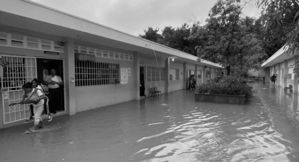 Informa IEEPO suspensión de clases para este 9 y 10 de octubre en la Costa, Istmo y Cuenca del Papaloapan por intensas lluvias