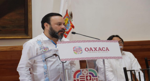 En Oaxaca el compromiso con la educación es permanente