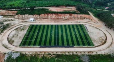 Avanza SIC en la construcción del multideportivo en Santos Reyes Nopala