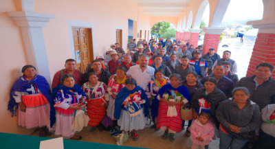 Cumple Gobierno de Oaxaca con obras de vivienda en la Mixteca