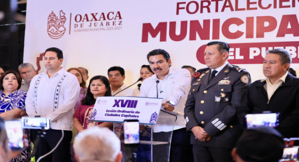 Ray Chagoya reúne en Oaxaca de Juárez a ciudades capitales para fortalecer gobiernos locales