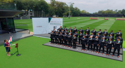 Presidenta Claudia Sheinbaum abandera a la Selección Nacional de México que participará en la copa mundial de la FIFA 2026