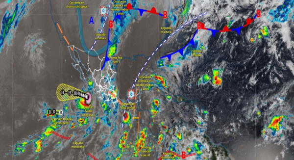 Primer frente frío y onda tropical generan condiciones de lluvia en Oaxaca