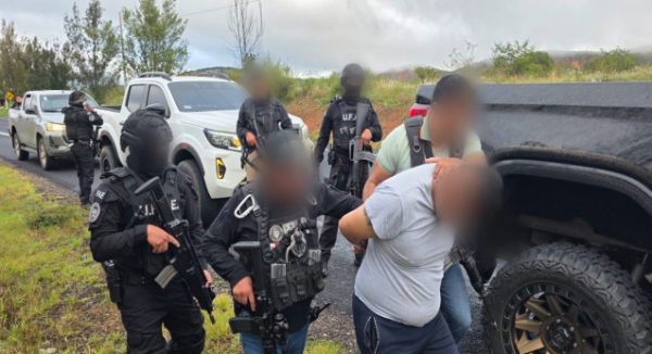 Logra FGEO y fuerzas de seguridad la recaptura inmediata de A. J. E. J., alias "El Fresa", en la región Mixteca