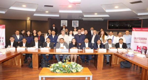 Elevan agencias internacionales calificación crediticia de Oaxaca producto de disciplina financiera de Salomón Jara