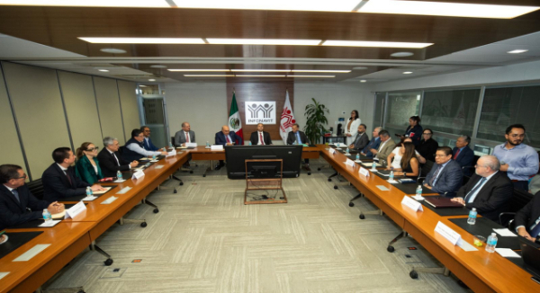 Se constituye legalmente empresa constructora del Infonavit