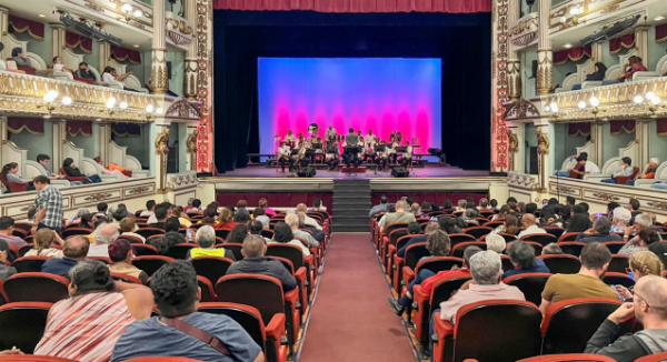 Lleno total en concierto de la Banda Regional Princesa Donashii en Oaxaca de Juárez