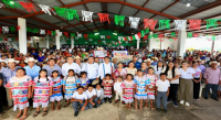 Llega Primavera Oaxaqueña a San José Independencia con canastas alimentarias y aparatos funcionales