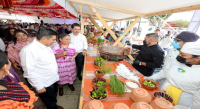 Inaugura Salomón Jara la segunda edición del Festival del Mole de Caderas en la capital oaxaqueña