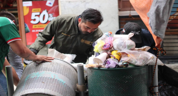 Refuerzan labores de limpia en el Centro Histórico de Oaxaca de Juárez