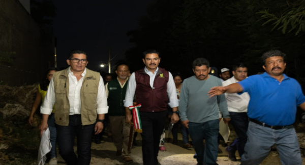 Ray Chagoya recorre barrios de Loma Rancho y Los Molinos para atender necesidades vecinales