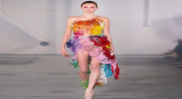 Estudiante de la UTVCO participa en la Semana de la Moda en París