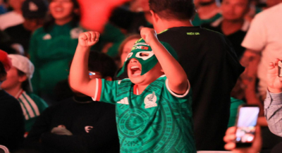 Así se vivió la gran fiesta futbolera en Oaxaca de Juárez tras el triunfo de México