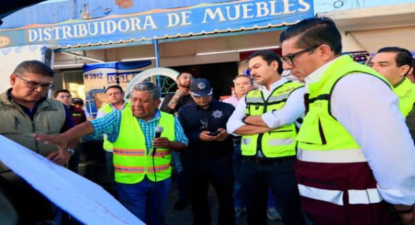 Ray Chagoya supervisa avance del Paso a Desnivel Monumento a Juárez