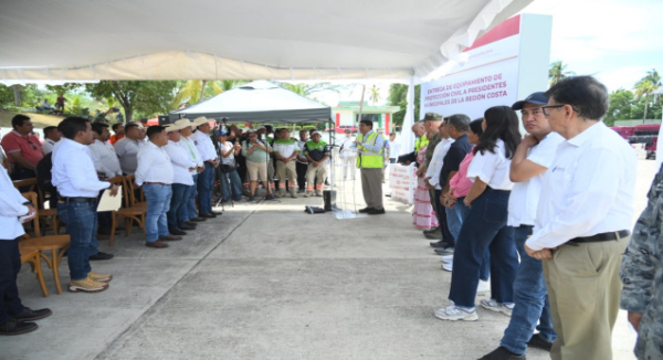 Entrega Jara Cruz insumos para enfrentar emergencias y desastres