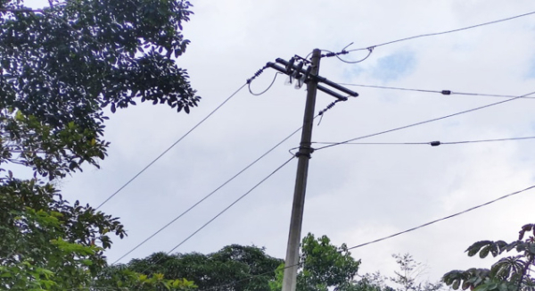 Amplía SIC más de 2 kilómetros la red eléctrica en San Miguel del Puerto