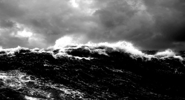 Mantiene Protección Civil búsqueda de joven desaparecido en playa de Salina Cruz
