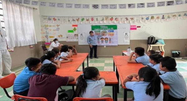 Celebra DIF Oaxaca eliminación de comida chatarra en escuelas del estado