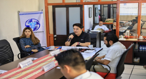 La ciencia, motor de la política de salud en Oaxaca: Jarquín González