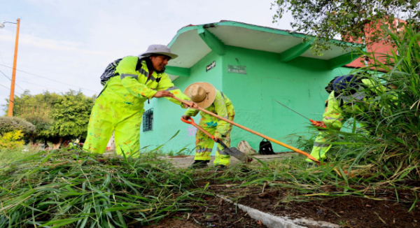 Gobierno Municipal y vecinos realizan Tequio Vecinal en la colonia Reforma