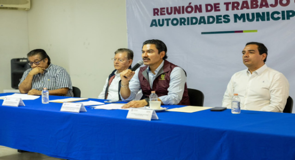 Ray Chagoya impulsa coordinación municipal para atender retos hídricos desde la AALMAC