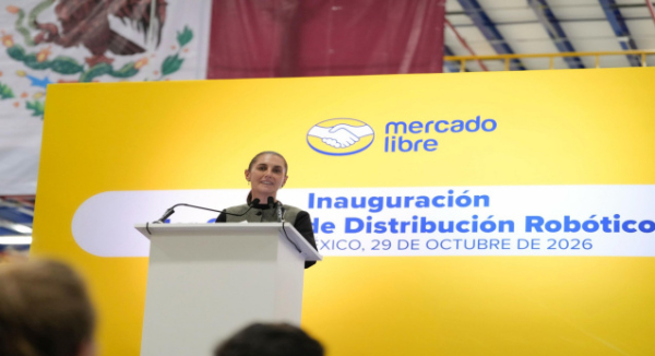 Sheinbaum pone en marcha centro robótico de Mercado Libre como parte del Plan México