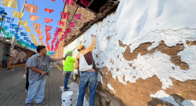 Realizan tequio en el Barrio de Xochimilco previo a festejos por su centenario