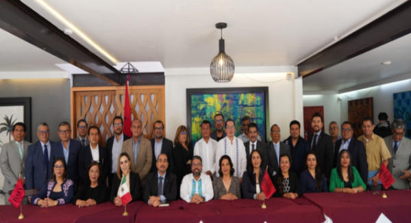 Recibe la Barra Mexicana de Abogados capítulo Oaxaca, la iniciativa de Nueva Constitución