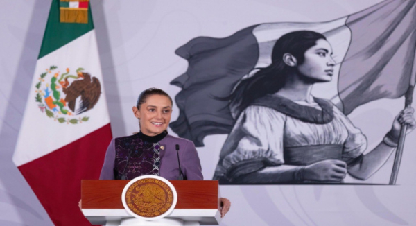 Claudia Sheinbaum firma decreto para crear 12 mil 750 consultorios de salud