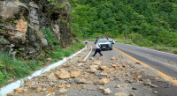 Atiende Consejo Estatal de Protección Civil afectaciones en redes carreteras de Putla Villa de Guerrero