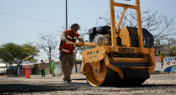 Repara Gobierno del Estado más de 800 baches en la capital